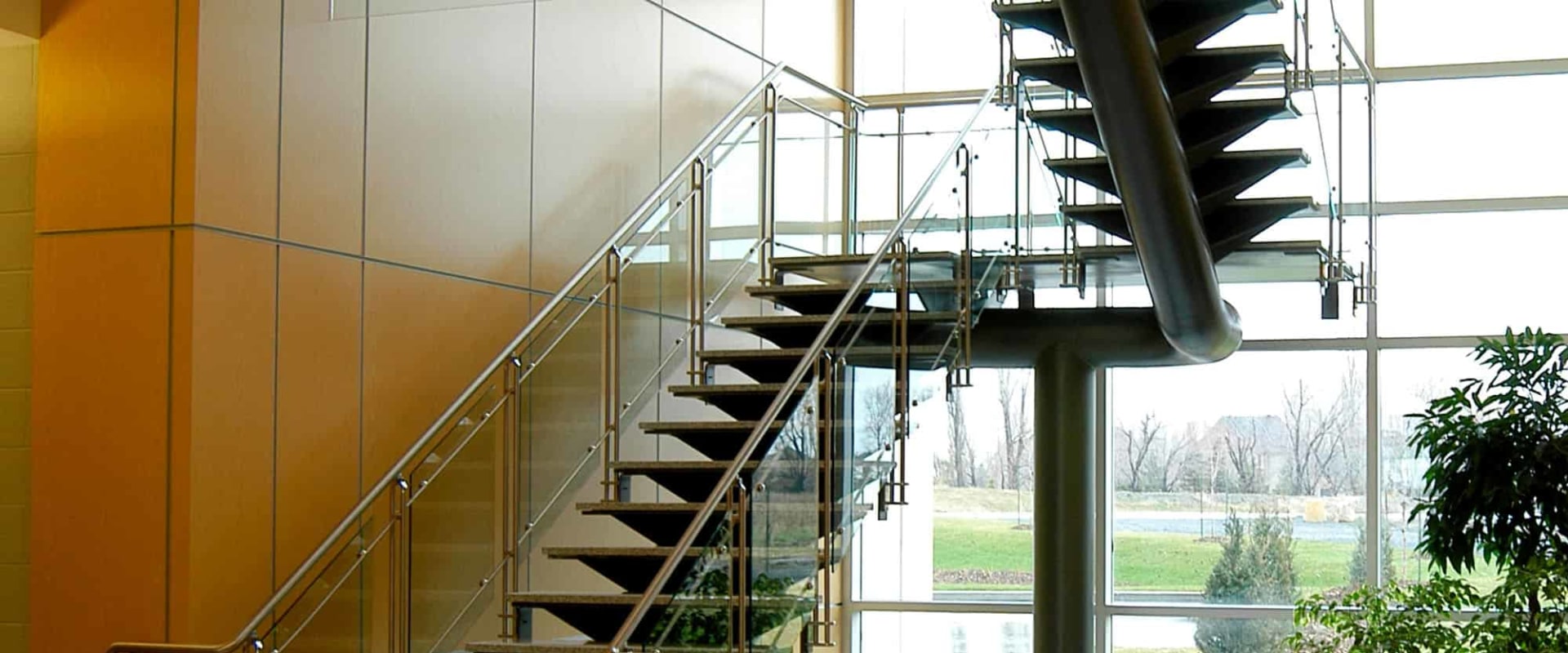 How Does A Commercial Glass Balustrade Enhance Property Appeal For Real Estate Photography In Rotherham?
