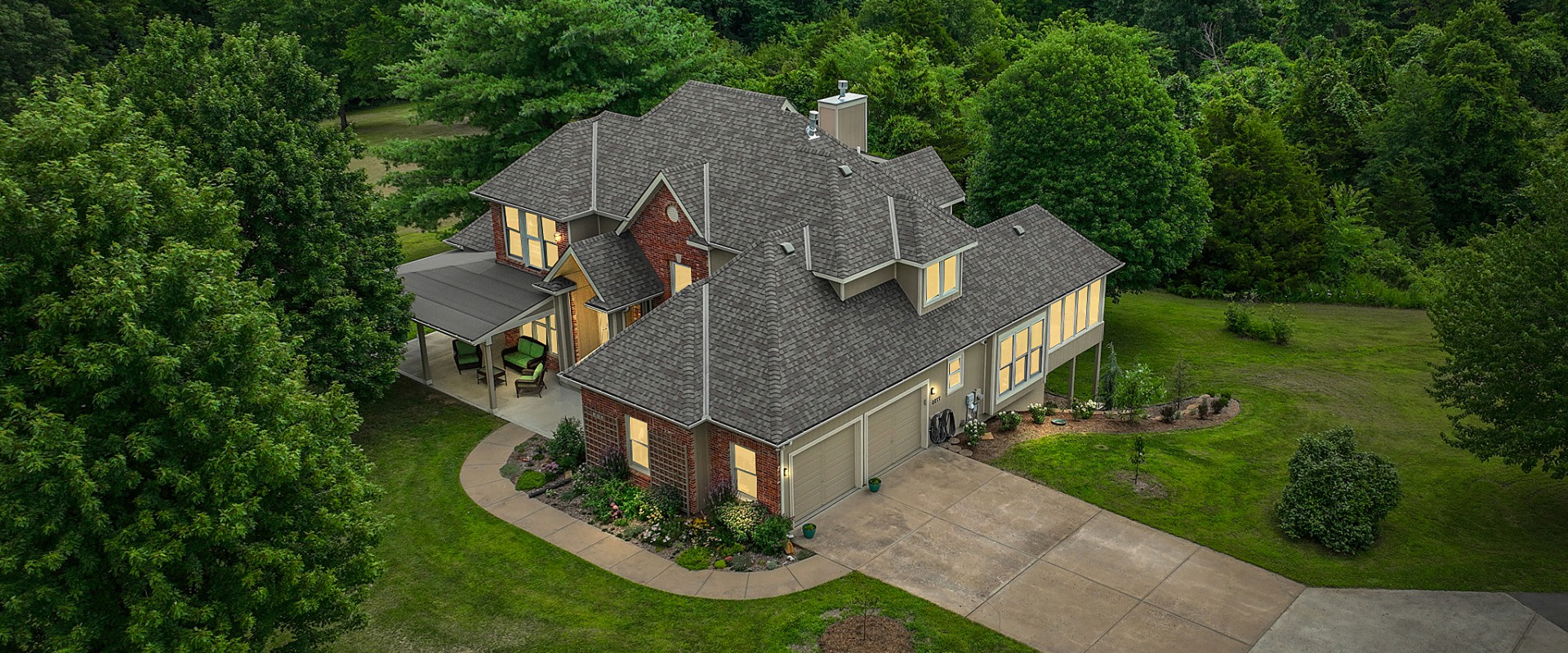 Sculpting Green Masterpieces: Sprinkler Services Role In Omaha Real Estate Photography