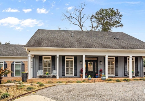 Elevate Your Property Listings: Working With A Roofing Contractor In Mobile, AL To Enhance Real Estate Photography
